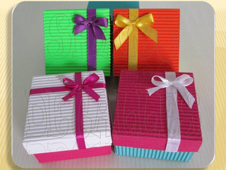 Caja de Regalo Corrugada Mediana Ref. Cjccm